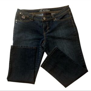 Dereon Denim Capris Size 13/14